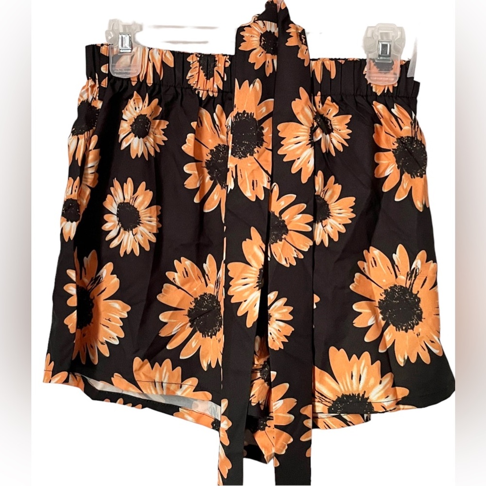Shein Women’s Sunflower Elastic Shorts